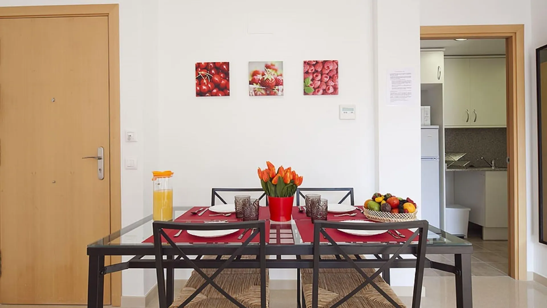 Appartamento Charmsuites Nou Rambla Barcellona Spagna
