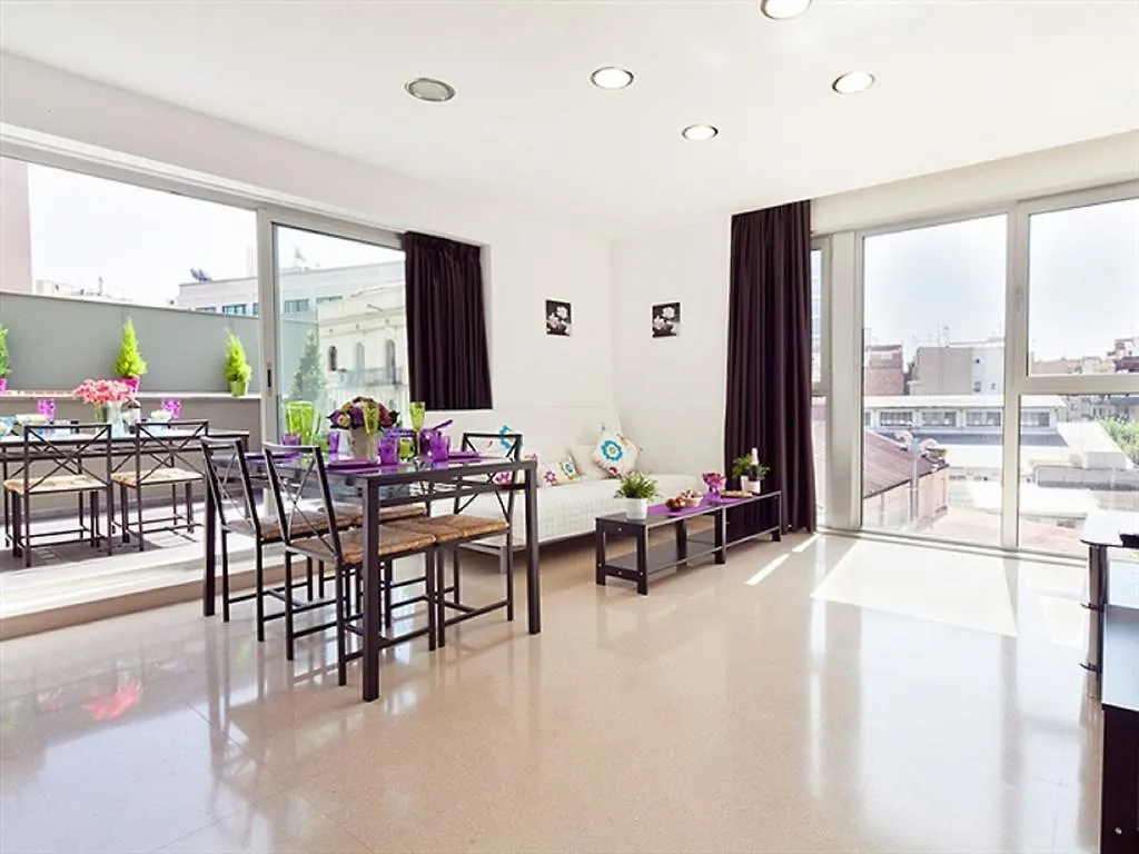 Appartamento Charmsuites Nou Rambla Barcellona