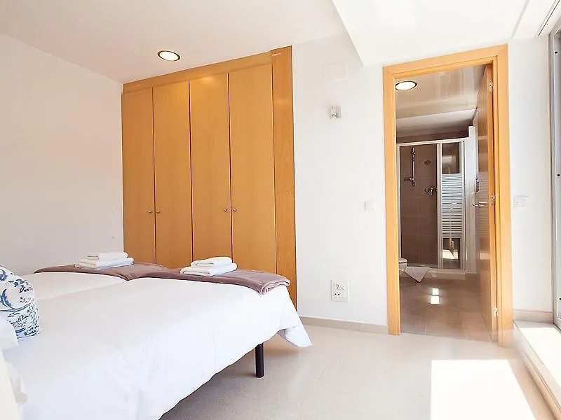 Charmsuites Nou Rambla Барселона Испания