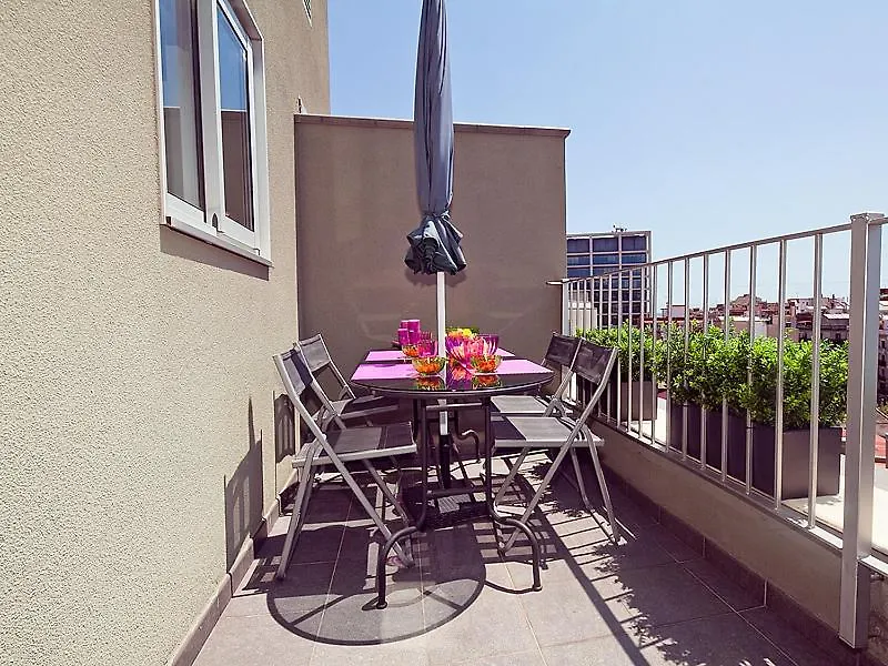 Charmsuites Nou Rambla Барселона