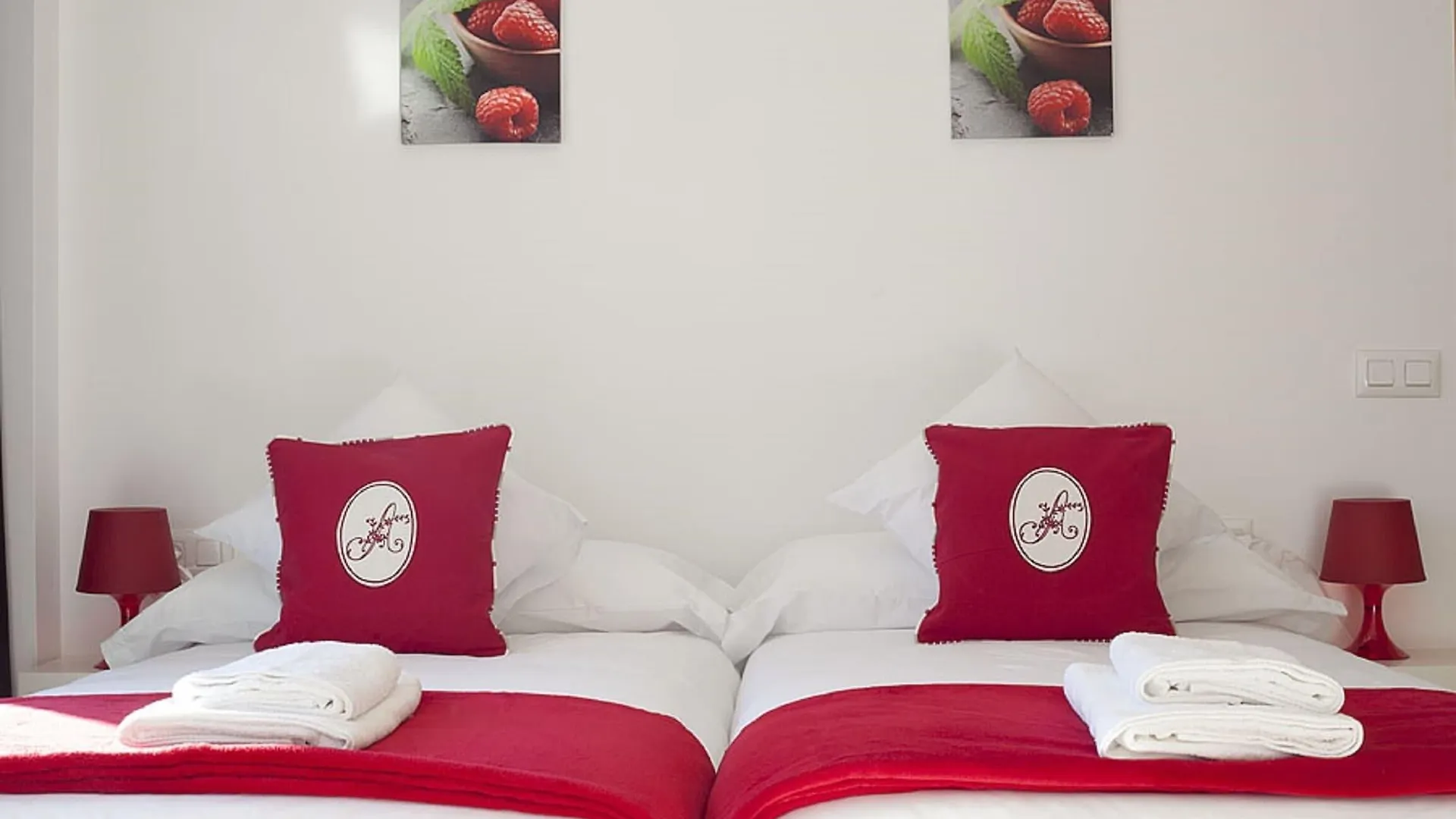 Charmsuites Nou Rambla Barcelona